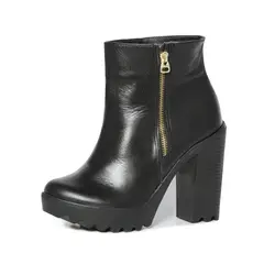 VIOLA - Botin negro modelo nadia