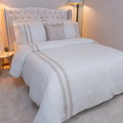 AMARE HOME - Set Duvet Cover Mocca - Colección Pureza Queen.