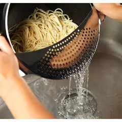 ESSENZA - Colador de olla