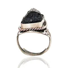 DAYOSHOP - Anillo Cuarzo Turmalina En Bruto Unisex Ajustable Estuche