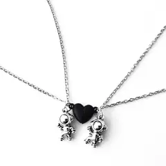 DAYOSHOP - Collar Astronautas Imán Parejas Novios Mejores Amigos_.