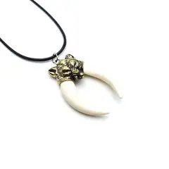 DAYOSHOP - Collar Lobo Doble Colmillo Garra Mas Estuche