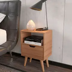 MUEBLES 2020 - Mesa de noche Essen Almendra