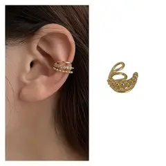 ACCESORIOS DE EVA - Arete Ear Cuff Simulador Tres Líneas_.