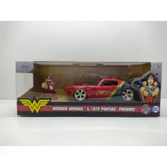 JADA TOYS - WONDER WOMAN & 1972 PONTIAC FIREBIRD Carro de Coleccion