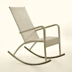 MARIOKA DESIGNS - Mecedora para exterior color beige · Marioka