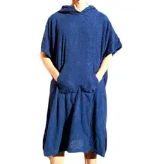 ARANZAZU - Poncho en toalla algodón con capota y bolsillo