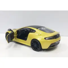 MOTORMAX - CARRO ASTON MARTIN V12 VENTAGE S AMARILLO ESCALA 124