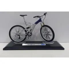 WELLY - BICICLETA AUDI DESING CROSS A ESCALA 110