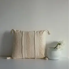 NOSSARENA - Cojin bohemio color beige 50x35cm