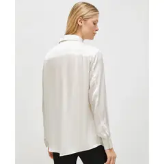 JUAN & BELLA - Blusa Manga Larga en Satin