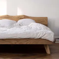 22 GRADOS DECORACION - Cama Tauy en Roble Natural para colchon 200X200cm 22Grados Decoracion