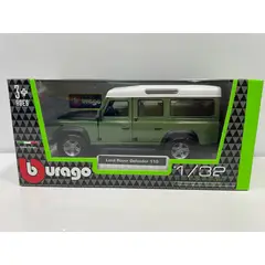 BURAGO - CARRO LAND ROVER DEFENDER VERDE A ESCALA 132 DE COLECCIÓN