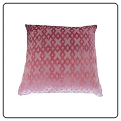 DAVINCI - Cojin decorativo de diseño color rosa pastel con grabado 40x40.