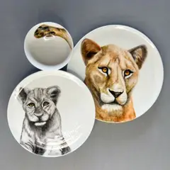 ARTE PLATONICO - Plato-porcelana-Arte-Platonico-pintado-a-mano-conjunto-Leona