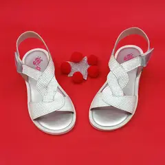 PAPOS - Sandalias para Niñas Aventura en el Jardín