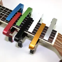 GENERICO - CAPODASTRO PARA GUITARRAS COLOR PLATEADO