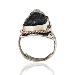 GENERICO - Anillo Turmalina En Bruto Unisex Ajustable + Estuche