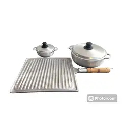 GENERICO - COMBO PLANCHA MANGO MADERA + 2 CALDEROS