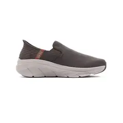 SKECHERS - Tenis Dlux Walker 20 Hombre