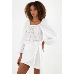 TENNIS - Camisa crudo con escote recto para mujer