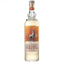 GENERICO - Tequila Cazadores Reposado 700ml
