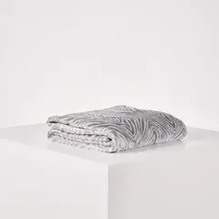 DISTRIHOGAR - Cobija Afrika Flannel Fleece 180 Gr 140 X 200 Cm