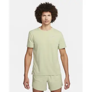 NIKE - CAMISETA MILER DV9315-020 VERDE
