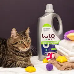 LULOPET - Detergente Premium Lava Ropa Para Mascotas 3Lt