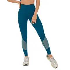 LEONISA - Legging con mallas laterales Active by Silvy Araujo.