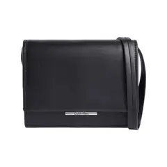 CALVIN KLEIN - Bolso negro cruzado con solapa y cierre de broche