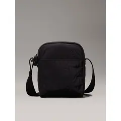 CALVIN KLEIN - Bolso negro reporter pequeño