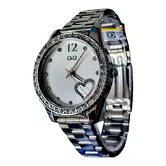Q AND Q - Reloj Para Mujer Qyq Q67a500py Ojo Original Certificado