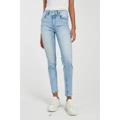 KOAJ - Jean push up azul claro con tiro medio y pretina ancha co MUJER
