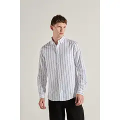 KOAJ - Camisa blanca a rayas con cuello button down y manga cort HOMBRE