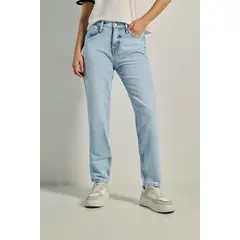 KOAJ - Jean boy friend tiro alto azul muy claro. MUJER