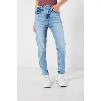KOAJ - Jean azul mom súper tiro alto con bota recta y desgaste Mujer