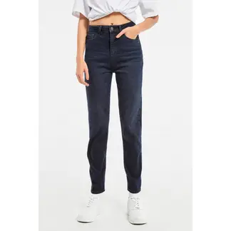 KOAJ - Jean mom súper tiro alto azul intenso con bota recta y bo MUJER