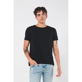 KOAJ - Camiseta unicolor en viscosa ajustada con cuello redond Hombre