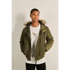 KOAJ - Chaqueta unicolor acolchada bomber con capota en peluche HOMBRE