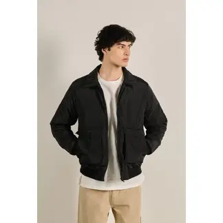 KOAJ - CHAQUETA BOMBER LIVIANA CON CUELLO TIPO TRUCK, BOLSILLOS HOMBRE