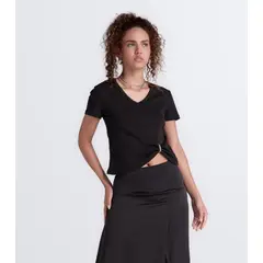 DEREK - Blusa Para Mujer Con Detalle Bordado En Hombro