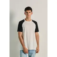 KOAJ - Camiseta unicolor con manga ranglan corta en contraste HOMBRE
