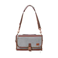 BIUM - Cambiador Portatil Para Bebe Gris-cafe Tipo Maleta