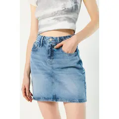 KOAJ - Falda corta azul clara de jean para mujer cuenta con 5 bo MUJER