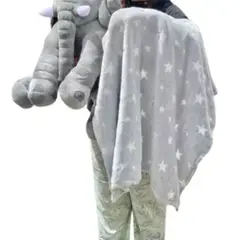 GENERICO - ELEFANTE DE PELUCHE CON COBIJA LUMINOSA INCLUIDA