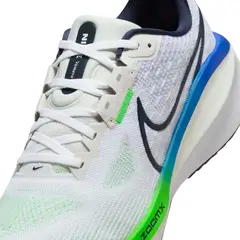 NIKE - Tenis Hombre Vomero 17