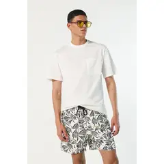 KOAJ - Bermuda crema clara tipo playera para hombre cuenta con c HOMBRE