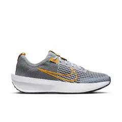 NIKE - Interact Run Tenis gris de hombre para correr