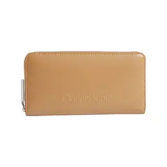 CALVIN KLEIN - Billetera beige grande con cremallera en el contorno RFID